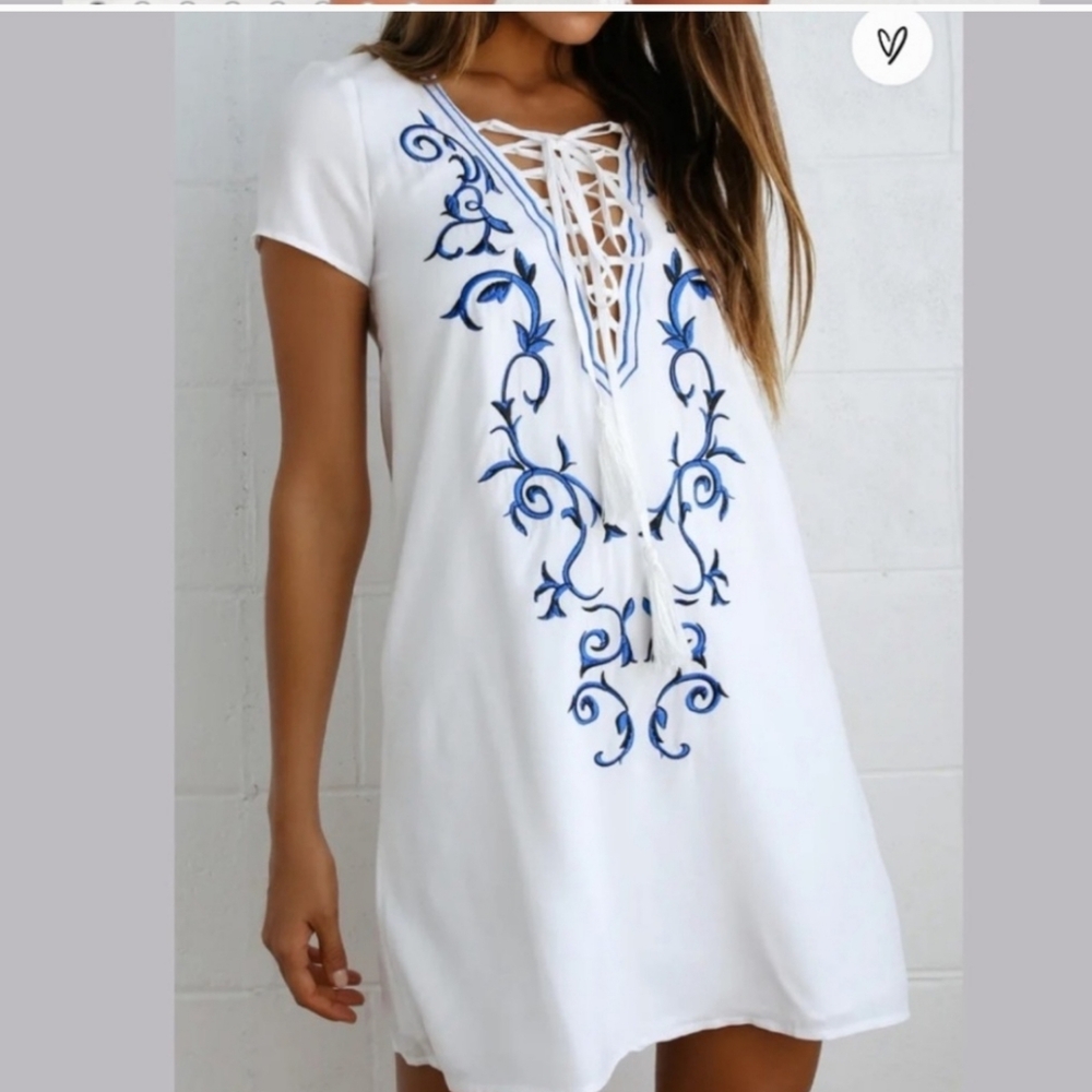 NWT Lulus Down in Kokomo Embroidered Shift Dress